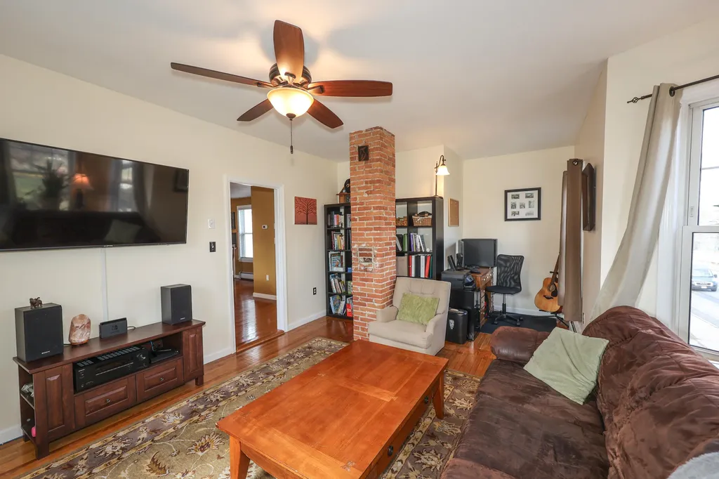 64 Amherst Street Nashua NH 03064