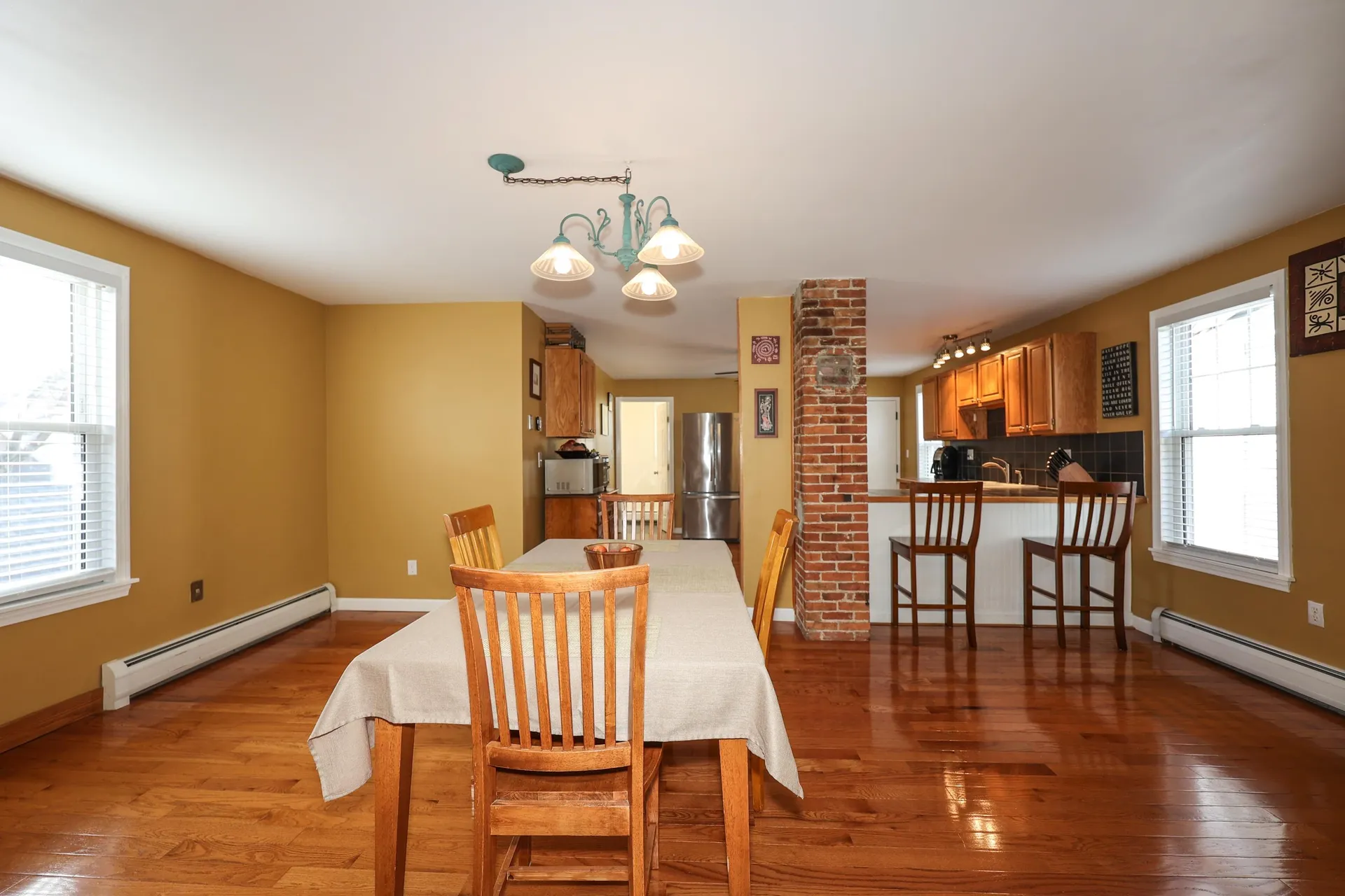 64 Amherst Street Nashua NH 03064