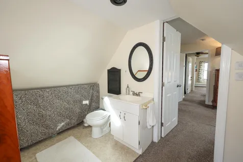 64 Amherst Street Nashua NH 03064