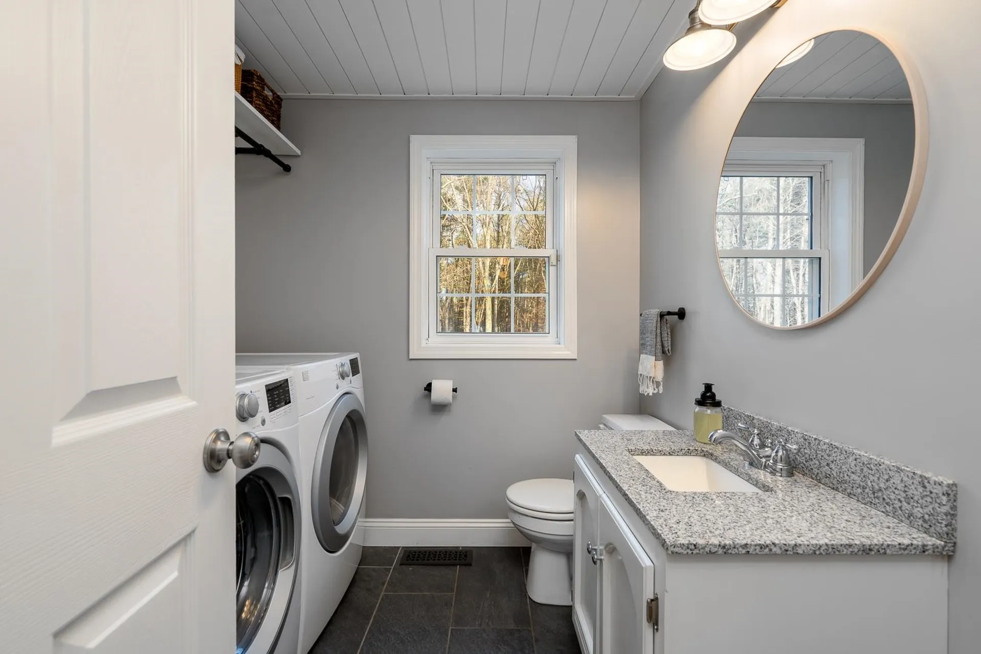 71 Heath Street Newton NH 03858