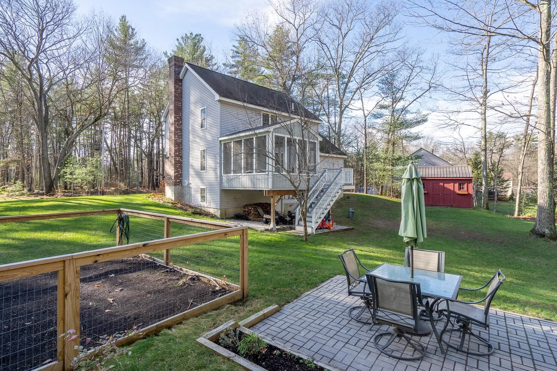 71 Heath Street Newton NH 03858
