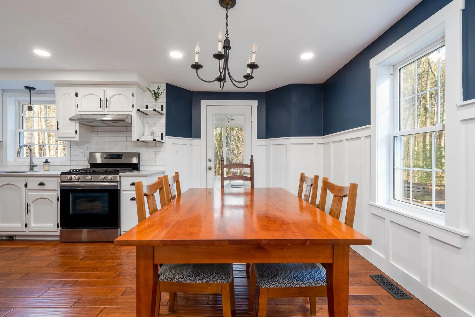 71 Heath Street Newton NH 03858