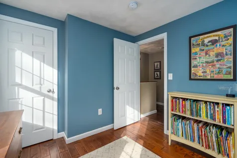 71 Heath Street Newton NH 03858