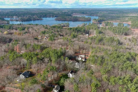 71 Heath Street Newton NH 03858