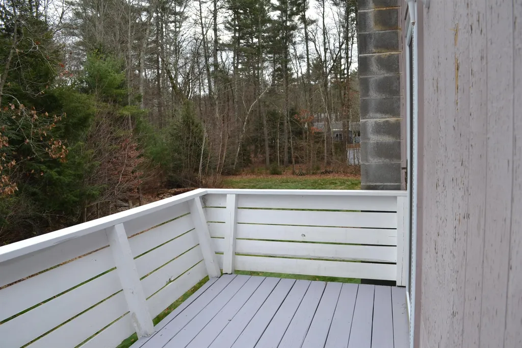 5 Falcon Drive Merrimack NH 03054
