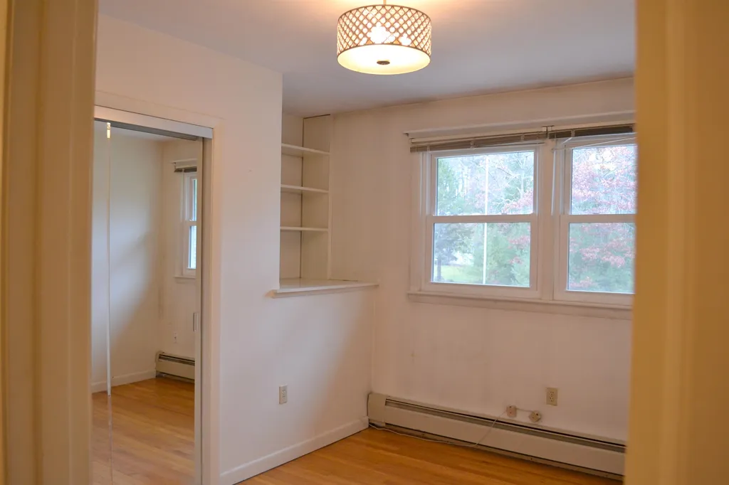 5 Falcon Drive Merrimack NH 03054