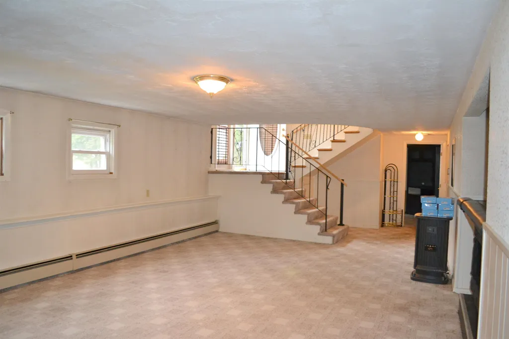 5 Falcon Drive Merrimack NH 03054