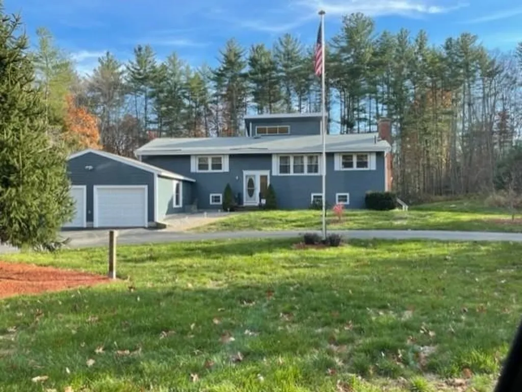 5 Falcon Drive Merrimack NH 03054
