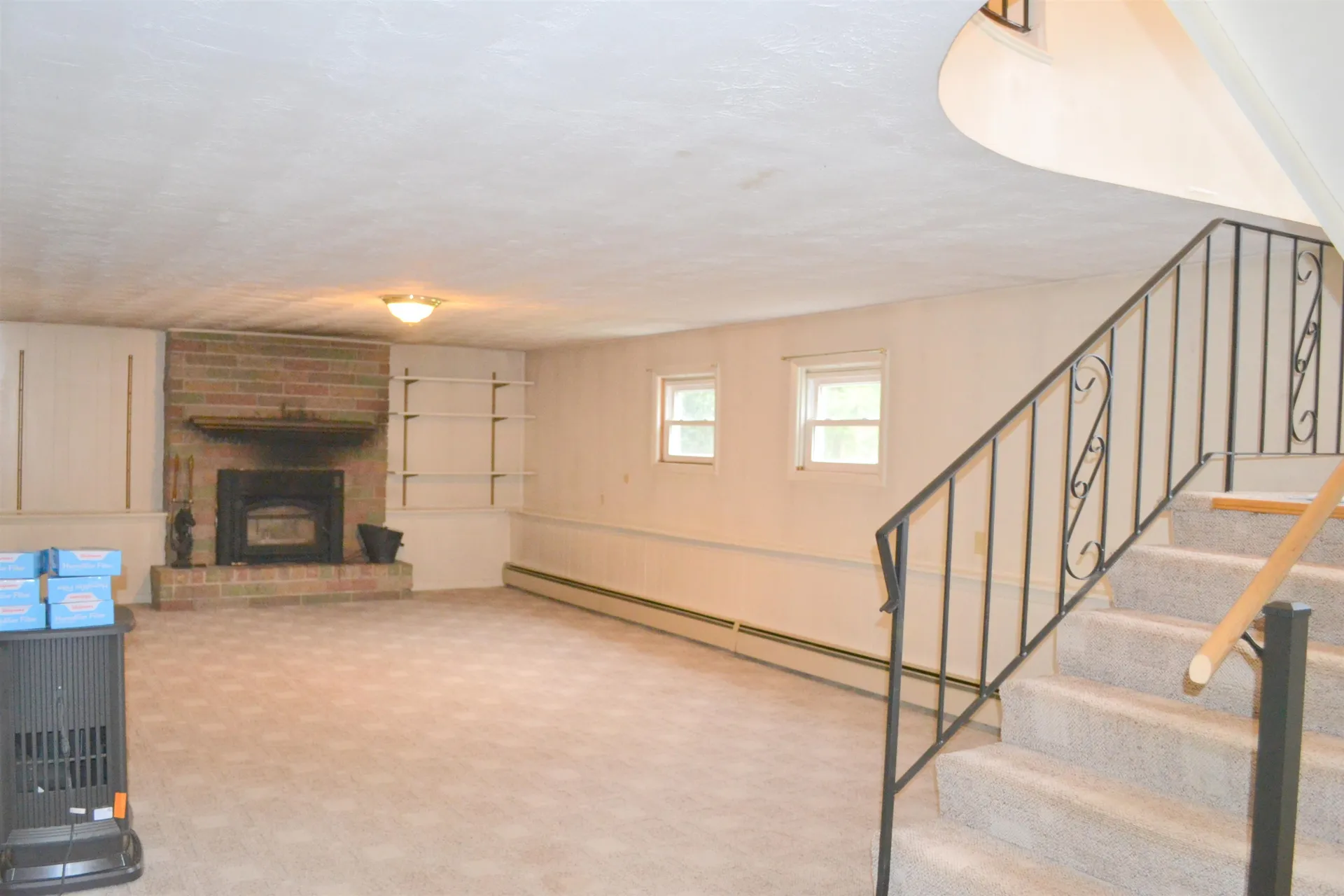 5 Falcon Drive Merrimack NH 03054