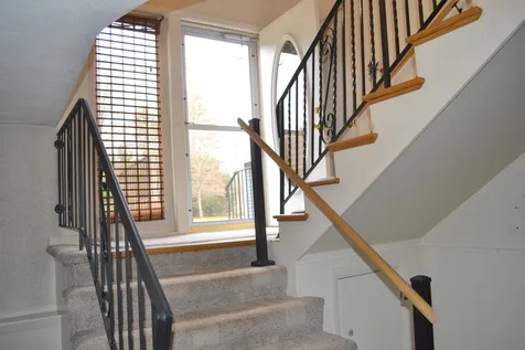 5 Falcon Drive Merrimack NH 03054