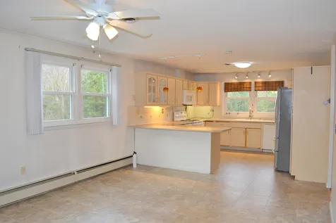 5 Falcon Drive Merrimack NH 03054
