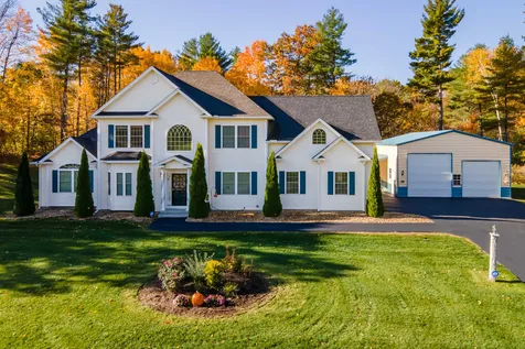 21 Senter Farm Road Hudson NH 03051