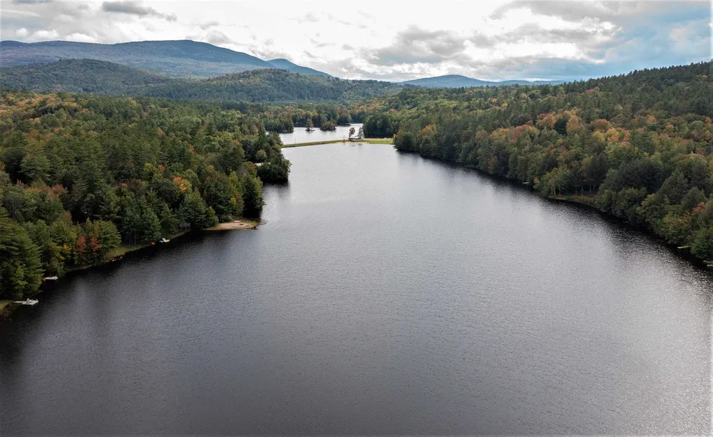 81 Valley Road Haverhill NH 03785