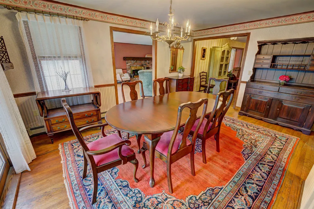 22 Clow Road Wolfeboro NH 03894