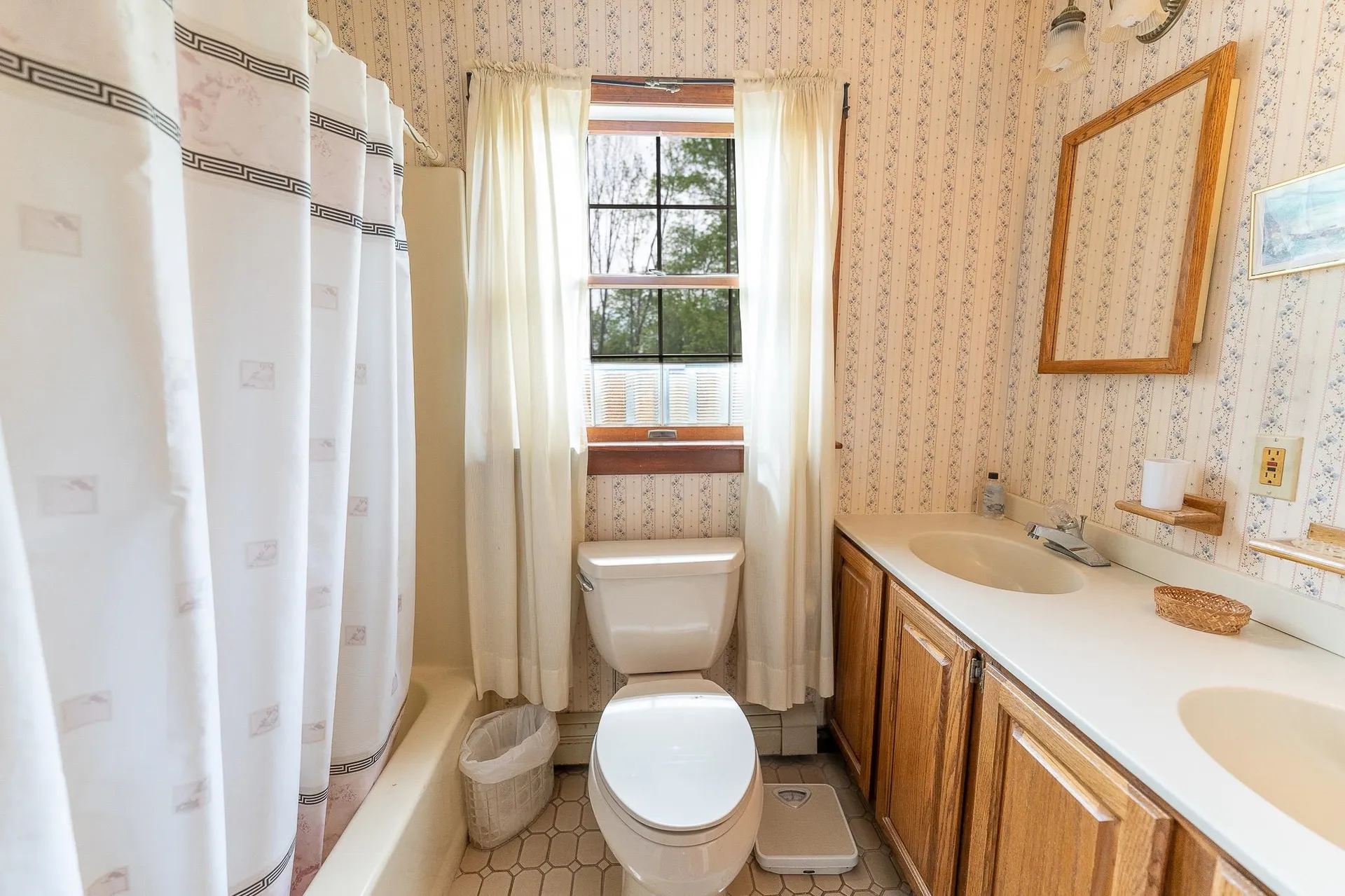 22 Clow Road Wolfeboro NH 03894