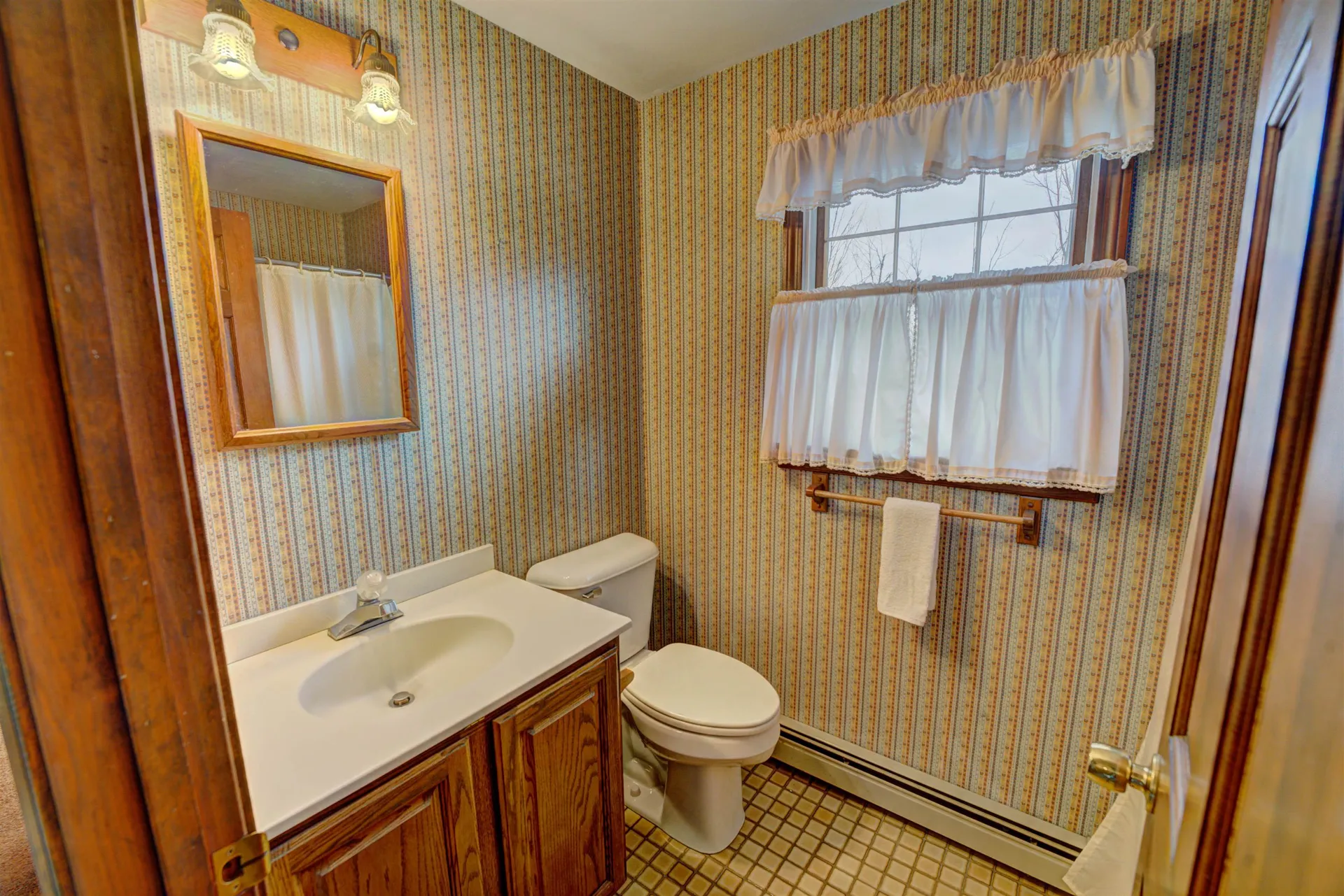 22 Clow Road Wolfeboro NH 03894
