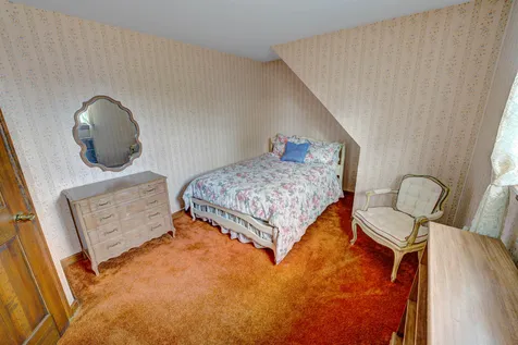 22 Clow Road Wolfeboro NH 03894