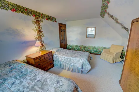 22 Clow Road Wolfeboro NH 03894