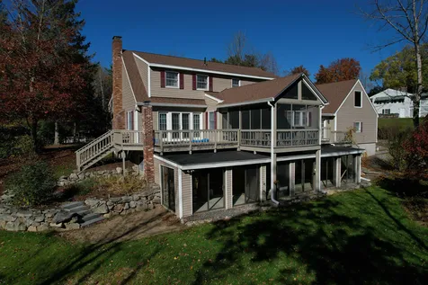 22 Clow Road Wolfeboro NH 03894