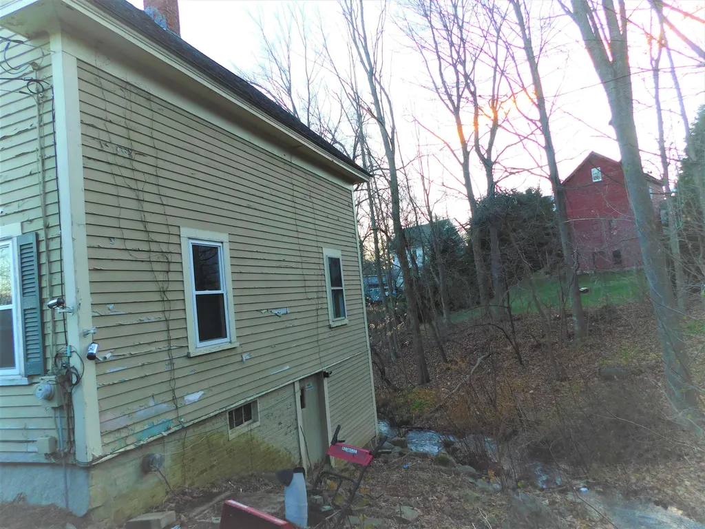 8 Marston Court Farmington NH 03835