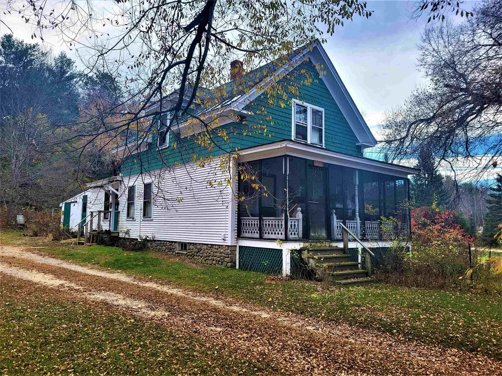 1626 Village Road Madison NH 03875