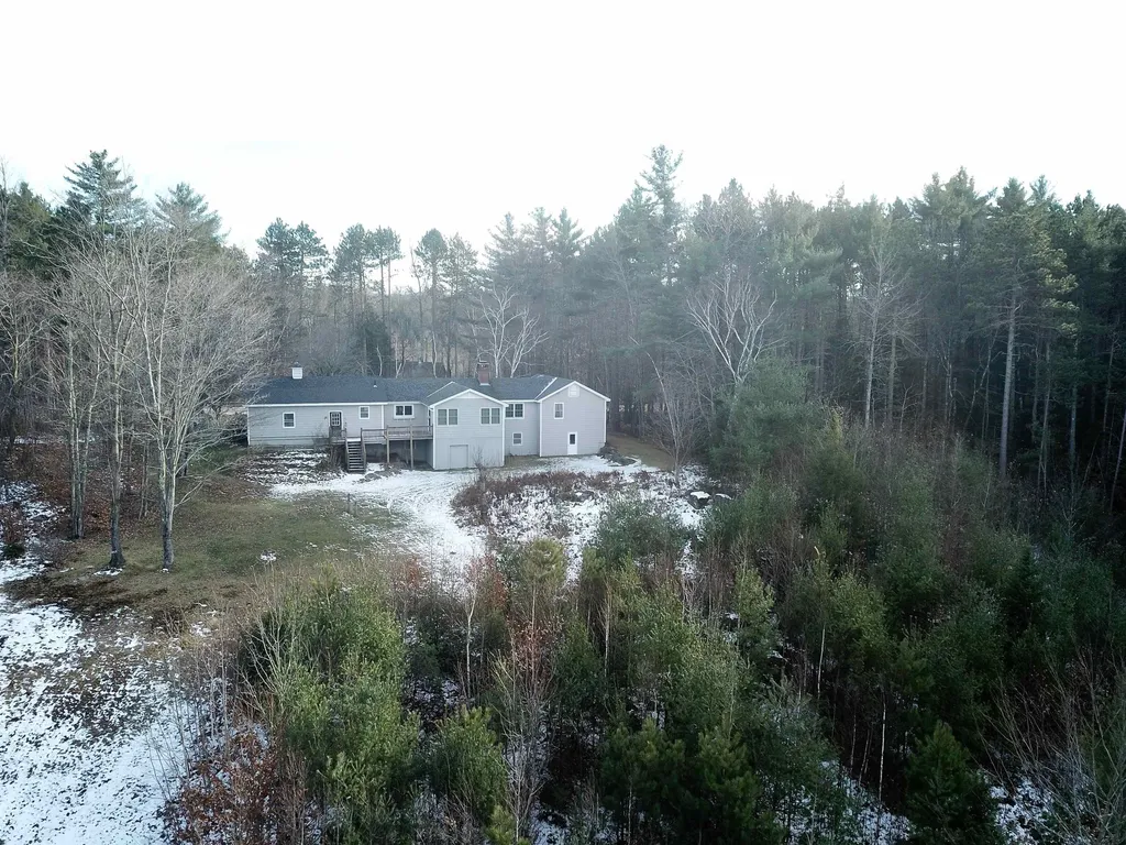81 Emily Lane Newbury NH 03255