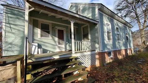 128 Green Street Brattleboro VT 05301