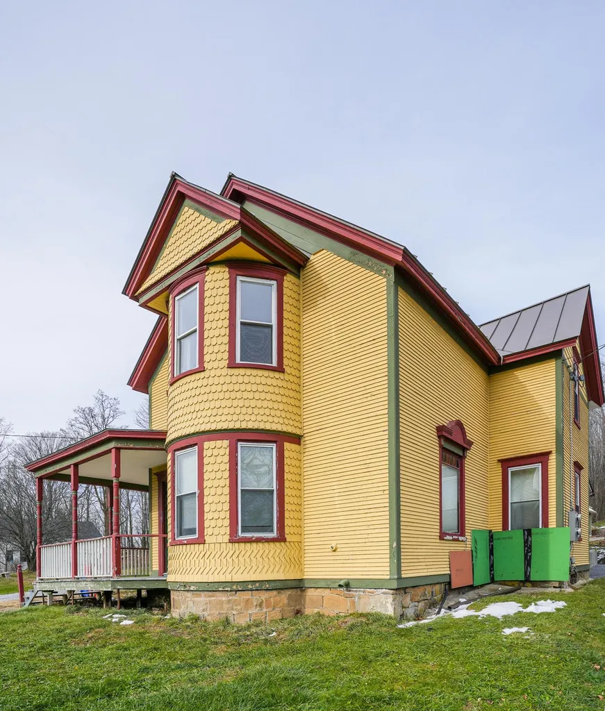 94 Main Street Milton VT 05468