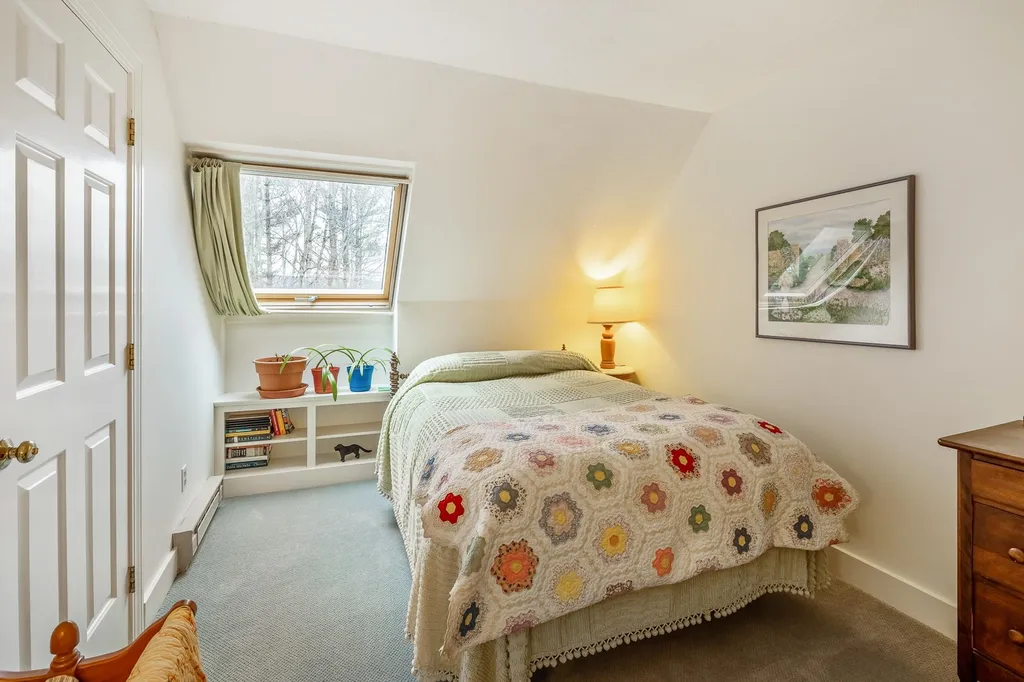385 Lyman Batcheller Road Hartford VT 05059