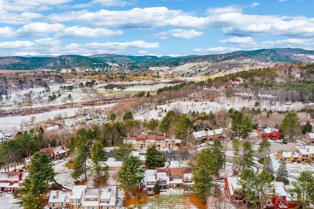 385 Lyman Batcheller Road Hartford VT 05059