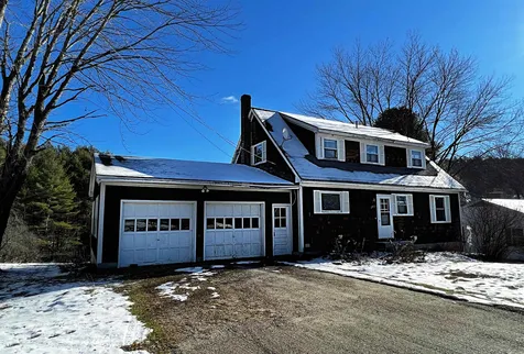 257 Waterman Circle St. Johnsbury VT 05819