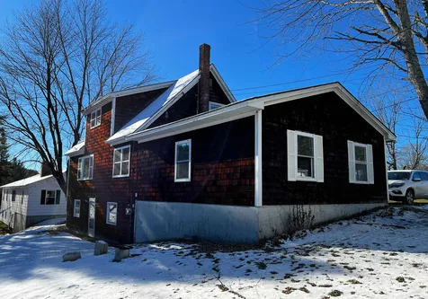 257 Waterman Circle St. Johnsbury VT 05819