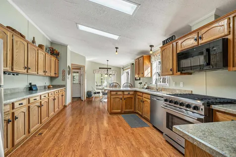 126 Easton Court Laconia NH 03246