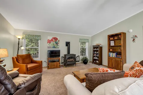 126 Easton Court Laconia NH 03246