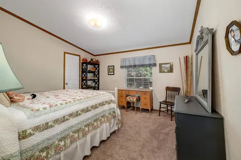 126 Easton Court Laconia NH 03246