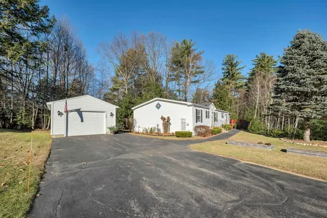 126 Easton Court Laconia NH 03246