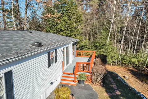 126 Easton Court Laconia NH 03246