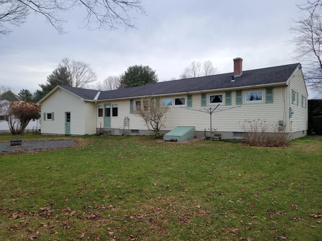 8 Harold Road Keene NH 03431