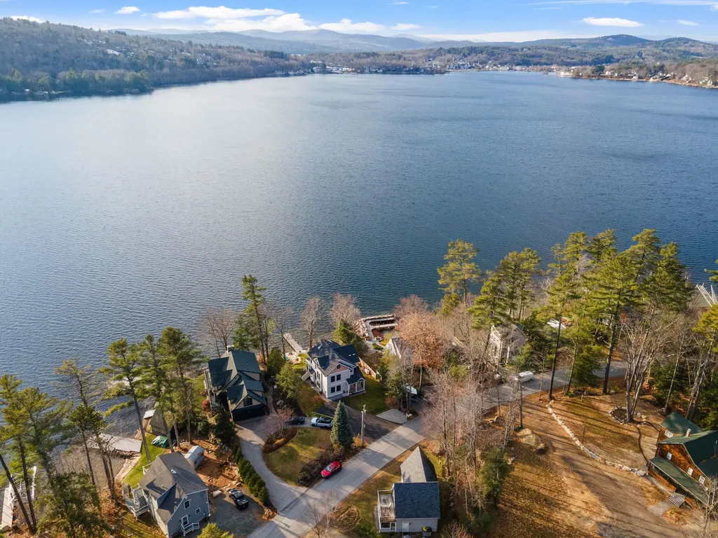 53 Pinnacle Park Road Meredith NH 03253