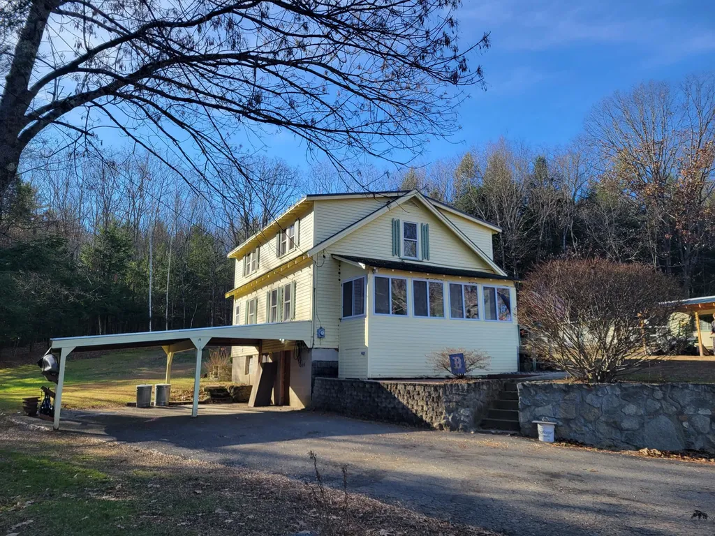 32 Base Hill Road Swanzey NH 03446