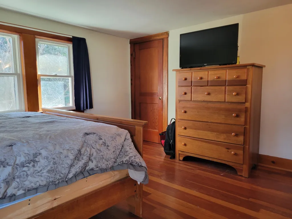 32 Base Hill Road Swanzey NH 03446