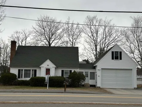 11 Canterbury Road Concord NH 03301
