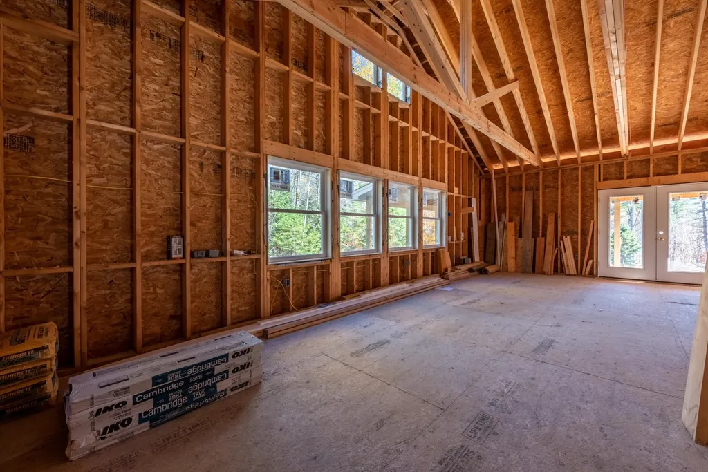 100 Trow Hill Road Sunapee NH 03782