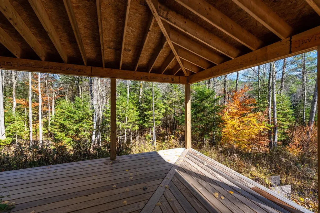 100 Trow Hill Road Sunapee NH 03782