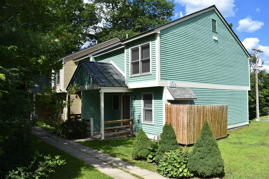 30 Marsten Lane Enfield NH 03748