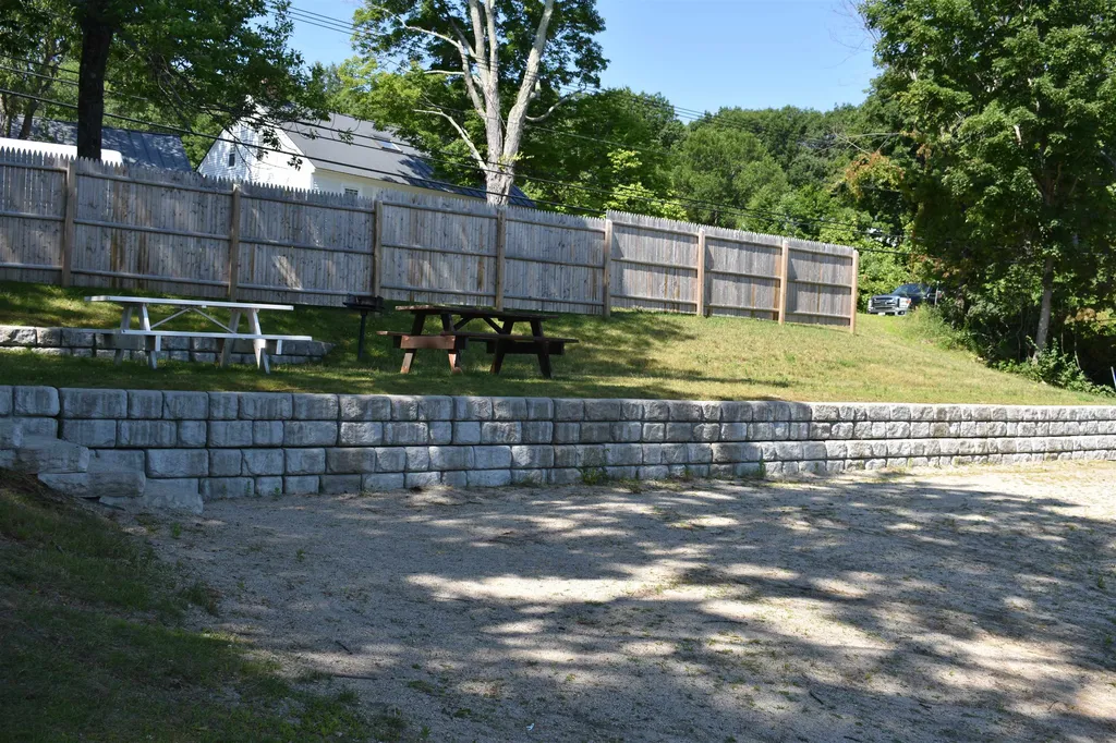 30 Marsten Lane Enfield NH 03748