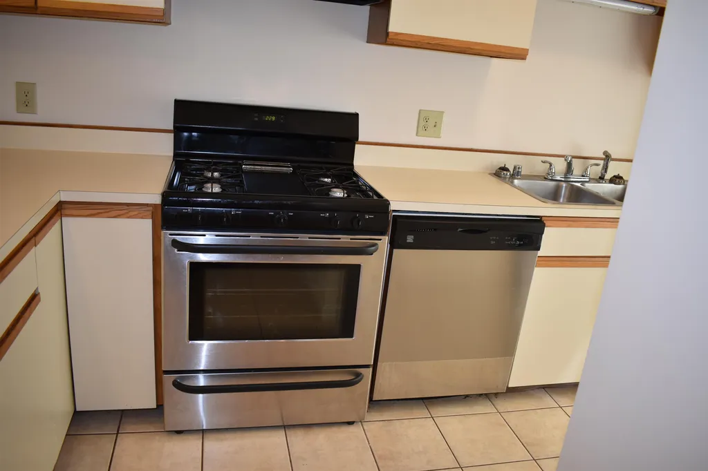 30 Marsten Lane Enfield NH 03748
