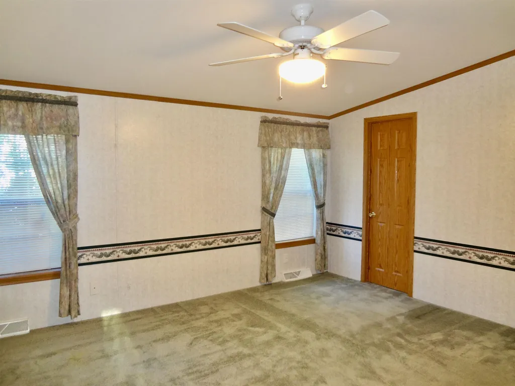23 Magnolia Lane Belmont NH 03220