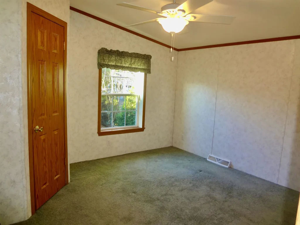 23 Magnolia Lane Belmont NH 03220