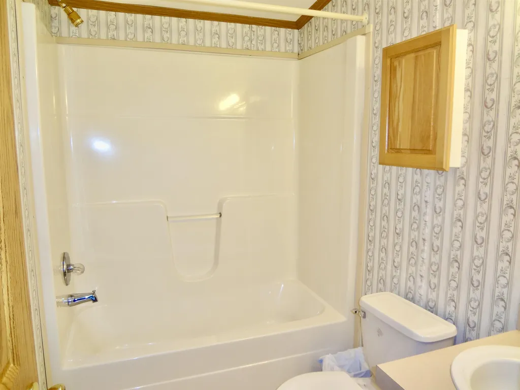 23 Magnolia Lane Belmont NH 03220